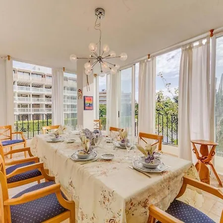 Vivienda Con Piscina A 300 Metros De La Playa Apartment *