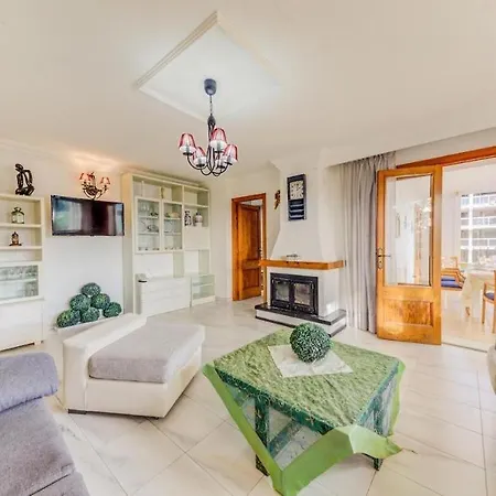 Vivienda Con Piscina A 300 Metros De La Playa *